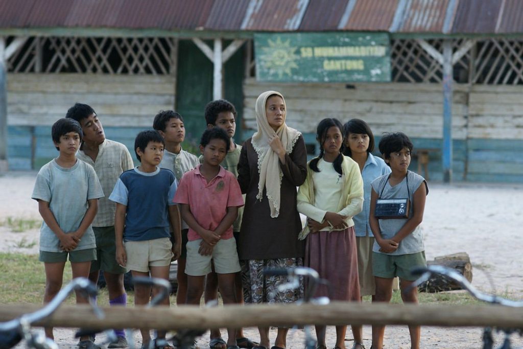 Hình ảnh trường học Muhammadiyah trong một bộ phim chuyển thể